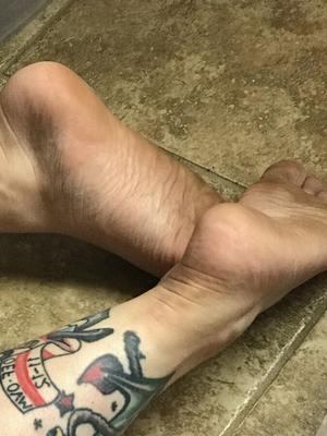ジェニーのセクシーな率直な足
