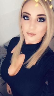 Busty British amateur wife exposed