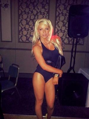 ふしだらな女チャブの突飛なモデル志望