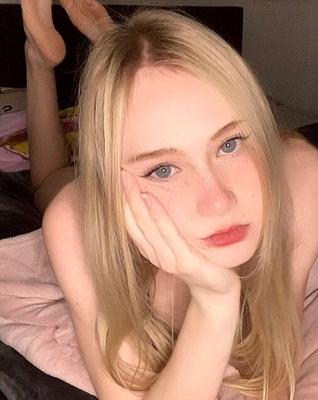немецкие девушки: Фей