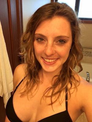 CUM TRIBUTE/FAKE HER: BLONDE SLUTS