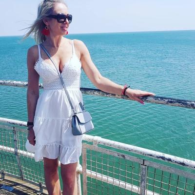 ゾアナはふしだらな女熟女を磨く