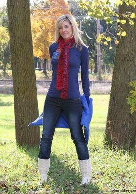 Meg - Outdoors - Kansas girl