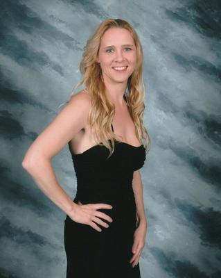 Amateur Blonde Wife