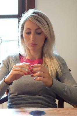 Novia rubia expuesta