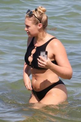 Iskra Lawrence black bikini