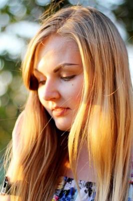 Beautiful blonde Julia from Minsk in Belarus