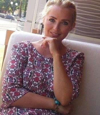 Russian Julia exposed: stripper, webcam whore and swinger
