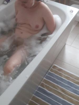 私の妻