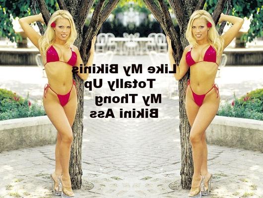Chantal Murphy Cammarta ビキニでオナニー