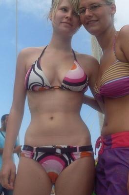 Bekannte Wichsvorlagen im Bikini, von welcher mehr mehr mehr me