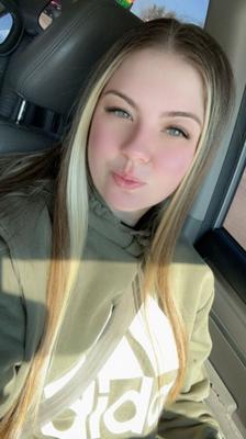 Chubby young blonde milf