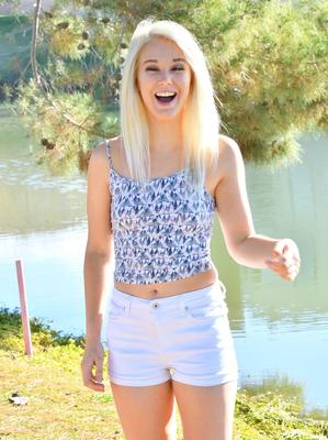 LEXIE - Girl next door