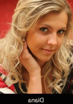 Diana muere la rubia Tschechin con pantalones negros Strumpfhosen