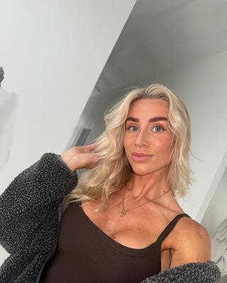 Isabel sexy Mädchen