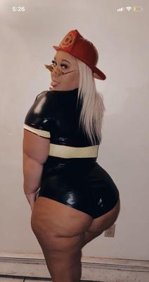 Blonde PAWG