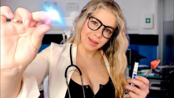 スコットランドのつぶやきASMRローレン博士のリラックスした健康診断