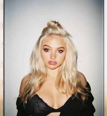 Natalie Alyn Lind