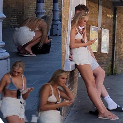 [Candide] les jambes et les pieds adolescents blonds chav