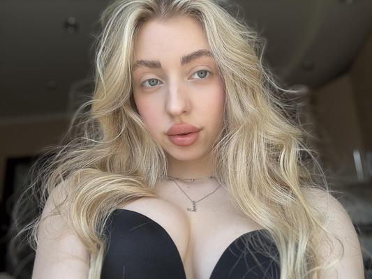 Lina dünne sexy süße böse blonde jugendlich gemischte heiße Fotos
