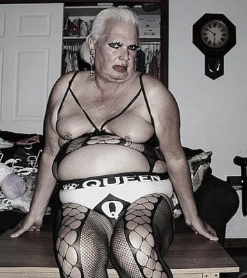 Shuggah Tits