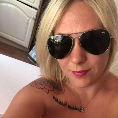 Blonde Yorkshire Raver Something, Non Nude