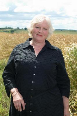 I'd love to meet this fabulous fat woman along the canal