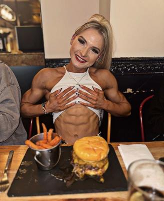 Julia D