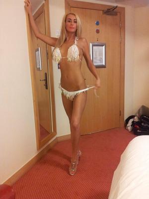  Mette a typical bimbo