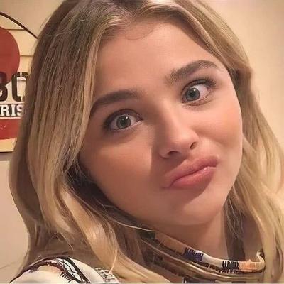 Choose one weird, crazy celeb to wake up to by their face alone
