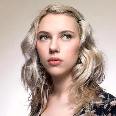 SCARLETT JOHANSSON 