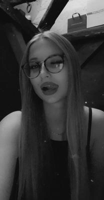 SLUT 