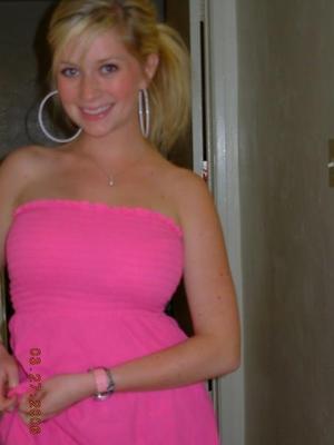 Desiree showing off her titties for GGW